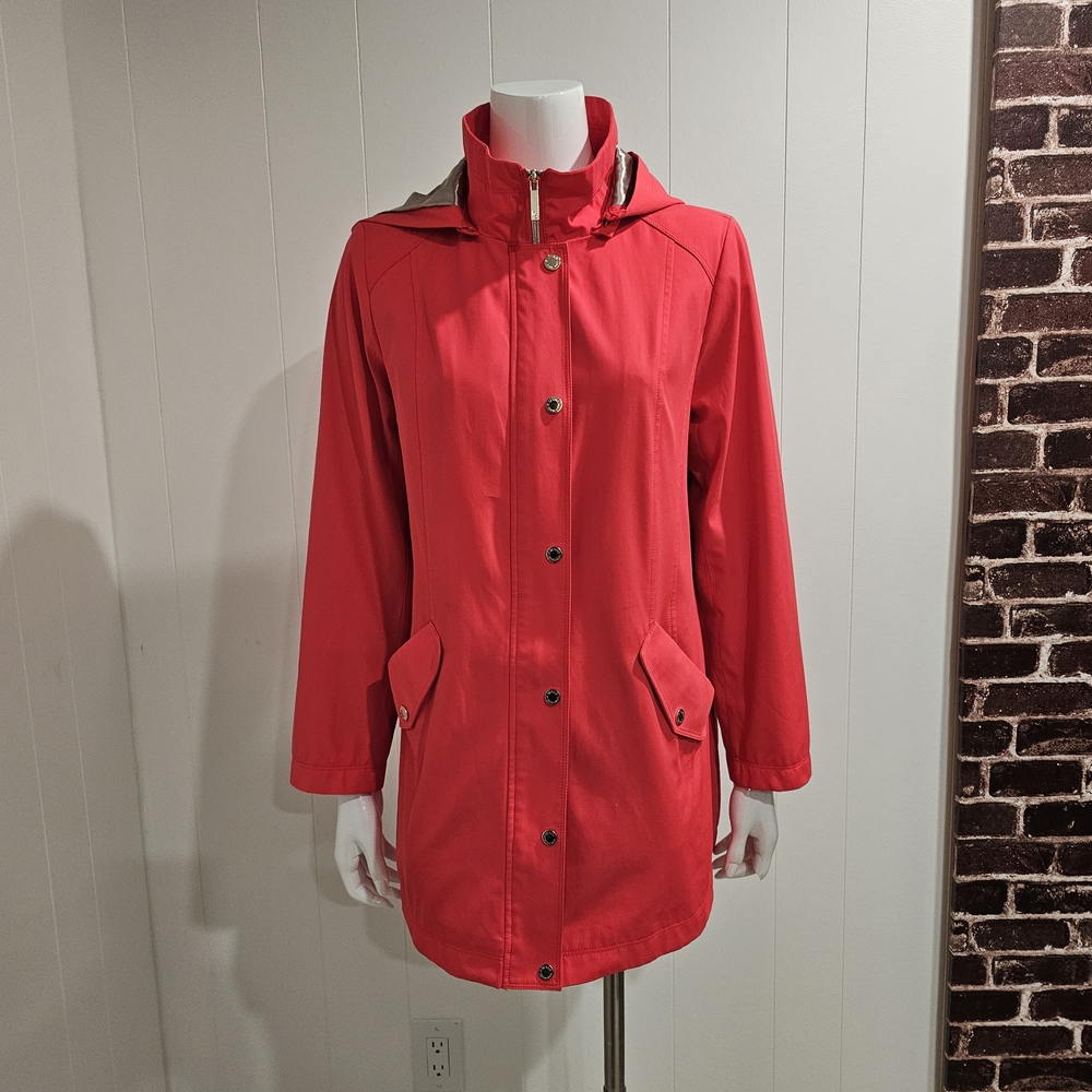 Dennis by Dennis Basso Red Hooded Rain Jacket Women's Size S Snap Zip Lightweigh - Picture 2 of 16